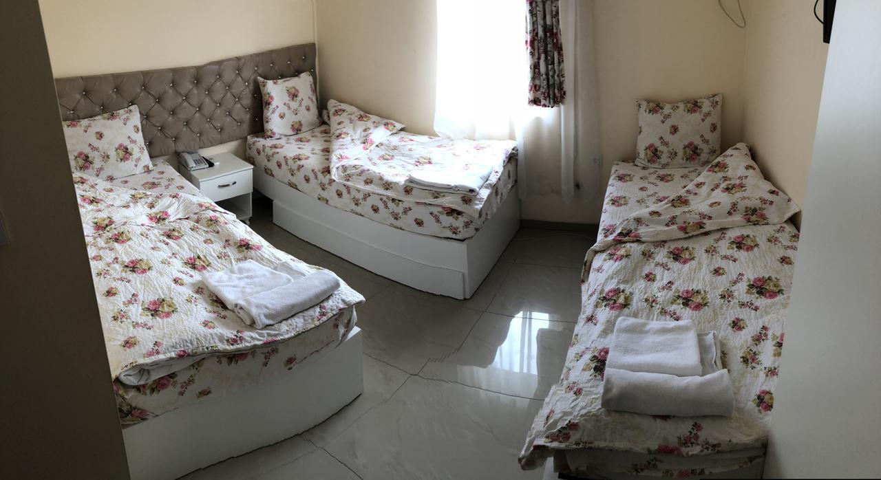 Hotel Living Suto Orizari Exterior photo
